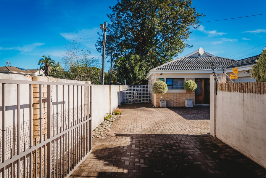 3 Bedroom Property for Sale in Heatherlands Western Cape